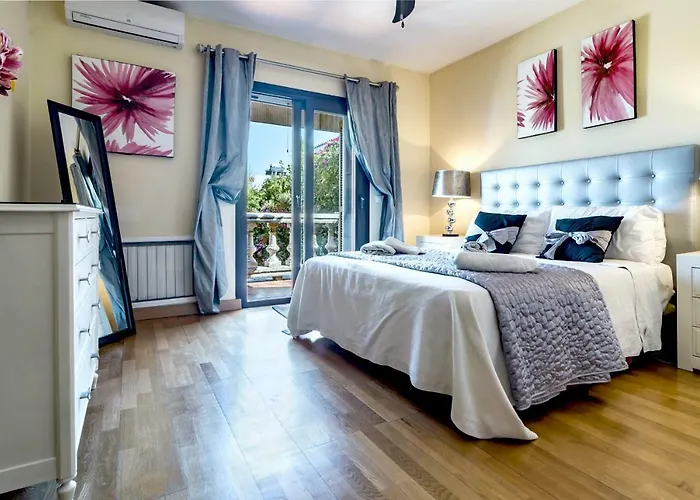 Casakhan, Beautiful Luxury Villa, فيلة
