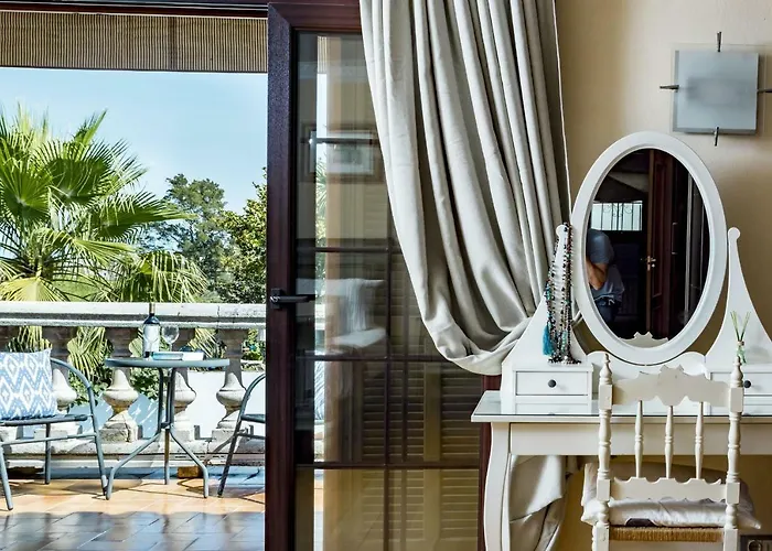 Casakhan, Beautiful Luxury Villa,